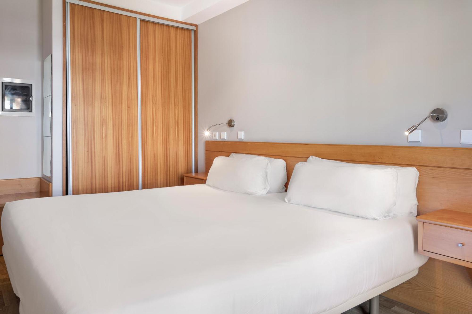 B&B Hotel Braga Lamacaes Exterior photo